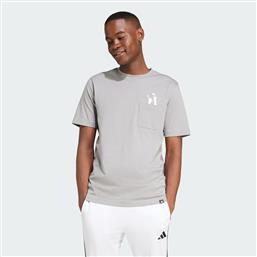 LOUNGE SLIDES GRAPHIC POCKET TEE (9000216860-76827) ADIDAS