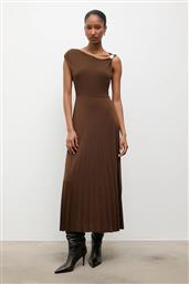 ΦΟΡΕΜΑ ΧΡΩΜΑ: ΚΑΦΕ ANSWEAR