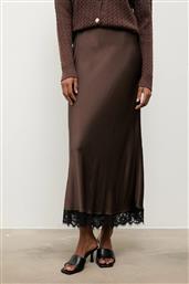 ΦΟΥΣΤΑ ΧΡΩΜΑ: ΚΑΦΕ ANSWEAR