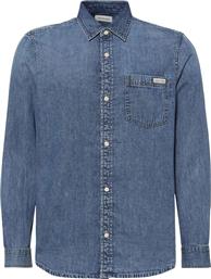 ΑΝΔΡΙΚΟ DENIM ΠΟΥΚΑΜΙΣΟ ΜΕ ΤΣΕΠΗ ΣΤΟ ΣΤΗΘΟΣ REGULAR FIT - LV040EM774 DENIM BLUE CALVIN KLEIN JEANS