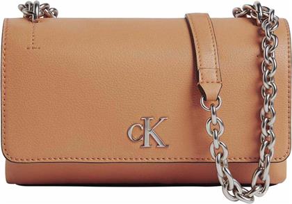 CK JEANS ΓΥΝΑΙΚΕΙΟ MINI BAG ΜΟΝΟΧΡΩΜΟ ΜΕ ΜΕΤΑΛΛΙΚΟ ΜΟΝΟΓΡΑΜΜΑ - K60K612233 ΚΑΦΕ ΑΝΟΙΧΤΟ CALVIN KLEIN JEANS