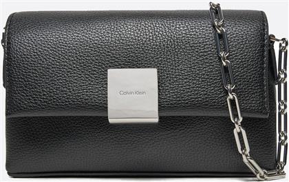 JEANS CK PLAQUE SM CROSSBODY W/CHAIN (ΔΙΑΣΤΑΣΕΙΣ: 18.5 X 12 X 5ΕΚ.) CALVIN KLEIN