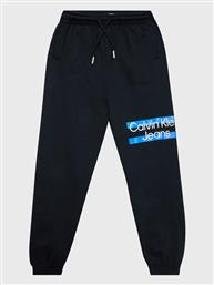 ΠΑΝΤΕΛΟΝΙ ΦΟΡΜΑΣ MAXI BLOCK LOGO IB0IB01591 ΜΑΥΡΟ REGULAR FIT CALVIN KLEIN JEANS