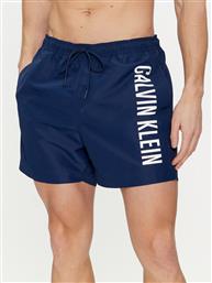 ΣΟΡΤΣ ΚΟΛΥΜΒΗΣΗΣ KM0KM01004 ΣΚΟΥΡΟ ΜΠΛΕ REGULAR FIT CALVIN KLEIN από το MODIVO