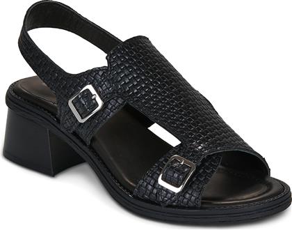 ΣΑΝΔΑΛΙΑ URSULA CASTA