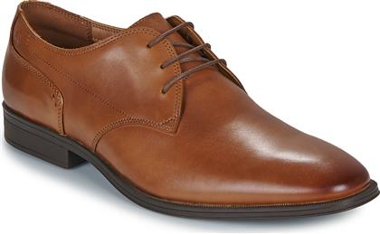 DERBIES PAULTON LACE CLARKS