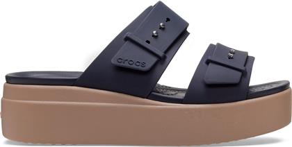 ΠΑΝΤΟΦΛΕΣ BROOKLYN LOW WEDGE SANDAL W 207431 ΣΚΟΥΡΟ ΜΠΛΕ CROCS από το EPAPOUTSIA