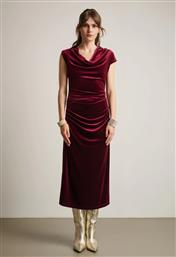 ΒΕΛΟΥΔΙΝΟ ΦΟΡΕΜΑ ΜΕ ΝΤΡΑΠΕ ΛΑΙΜΟΚΟΨΗ - ΜΠΟΡΝΤΟ DESIREE