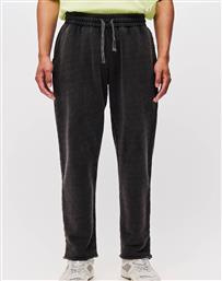 SWEATPANTS WITH DESTROYS DIRTY LAUNDRY
