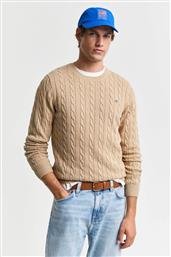 ΑΝΔΡΙΚΟ ΠΟΥΛΟΒΕΡ ΜΕ CABLE KNIT PATTERN ΚΑΙ ΚΕΝΤΗΜΕΝΟ ΛΟΓΟΤΥΠΟ REGULAR FIT - 8050601 ΚΑΦΕ ΑΝΟΙΧΤΟ GANT