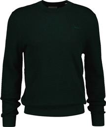 ΑΝΔΡΙΚΟ ΠΟΥΛΟΒΕΡ TEXTURED ΜΕ ΚΕΝΤΗΜΕΝΟ ΛΟΓΟΤΥΠΟ REGULAR FIT - 8050262 ΠΡΑΣΙΝΟ ΣΚΟΥΡΟ GANT