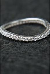 ΓΥΝΑΙΚΕΙΟ ΔΑΧΤΥΛΙΔΙ MIU SILVER JEWELS BAZAAR