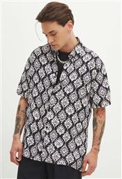 ΠΟΥΚΑΜΙΣΟ MEDICINE