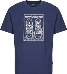 T-SHIRT ΜΕ ΚΟΝΤΑ ΜΑΝΙΚΙΑ GRAPHIC JERSEY TEE NEW BALANCE από το SPARTOO