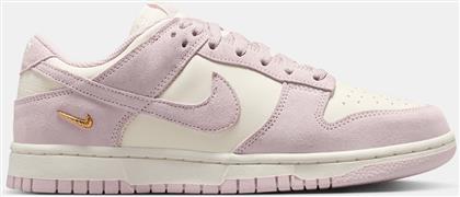 W DUNK LOW SE SHOES (9000252535-89996) NIKE