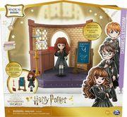 WIZARDING WORLD HARRY POTTER: MAGICAL CHARMERS' CHARM'S CLASSROOM HERMIONE SPIN MASTER