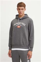 ΜΠΛΟΥΖΑ HOODIE VARSITY GRAPHIC ΧΡΩΜΑ: ΓΚΡΙ, ΜΕ ΚΟΥΚΟΥΛΑ, NF0A89DJDYY1 THE NORTH FACE