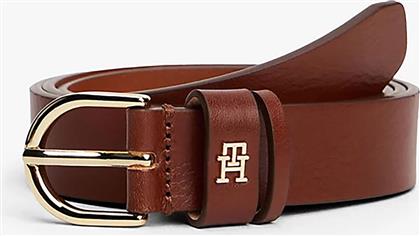 ΓΥΝΑΙΚΕΙΑ ΔΕΡΜΑΤΙΝΗ ΖΩΝΗ ΜΕ ΜΕΤΑΛΛΙΚΗ ΑΓΚΡΑΦΑ ΚΑΙ ΜΟΝΟΓΡΑΜΜΑ - AW0AW16836 ΚΑΦΕ TOMMY HILFIGER