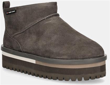 ΜΠΟΤΕΣ ΧΙΟΝΙΟΥ ΣΟΥΕΤ TJW SUEDE FLATFORM BOOT WL ΧΡΩΜΑ: ΓΚΡΙ, EN0EN02599 TOMMY JEANS