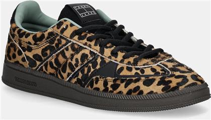 ΔΕΡΜΑΤΙΝΑ ΑΘΛΗΤΙΚΑ ΠΑΠΟΥΤΣΙΑ THE GREENWICH EDGE LEOPARD ΧΡΩΜΑ: ΚΑΦΕ, EN0EN02904 TOMMY JEANS