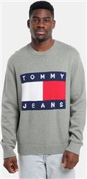 REG MELANGE FLAG SWEATER (9000250302-89589) TOMMY JEANS