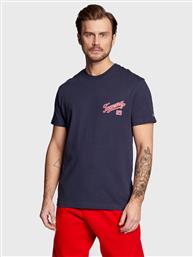 T-SHIRT COLLEGE 85 LOGO DM0DM15672 ΣΚΟΥΡΟ ΜΠΛΕ REGULAR FIT TOMMY JEANS