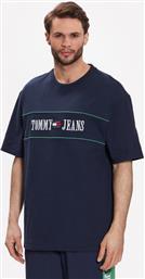 T-SHIRT SKATE ARCHIVE DM0DM16309 ΣΚΟΥΡΟ ΜΠΛΕ RELAXED FIT TOMMY JEANS από το MODIVO