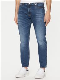 ΤΖΙΝ DM0DM20576 ΣΚΟΥΡΟ ΜΠΛΕ TAPERED FIT TOMMY JEANS από το MODIVO