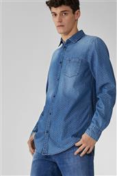 TRUSSARDI ΑΝΔΡΙΚΟ DENIM ΠΟΥΚΑΜΙΣΟ ΜΕ ΜΙΚΡΟΣΧΕΔΙΟ - 52C00091-1T003930 ΜΠΛΕ ΣΚΟΥΡΟ TRUSSARDI BAZAAR