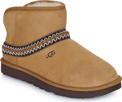 ΜΠΟΤΕΣ CLASSIC MINI CRESCENT UGG από το SPARTOO