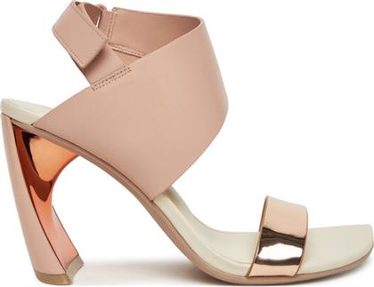 ΣΑΝΔΑΛΙΑ UNITED NUDE